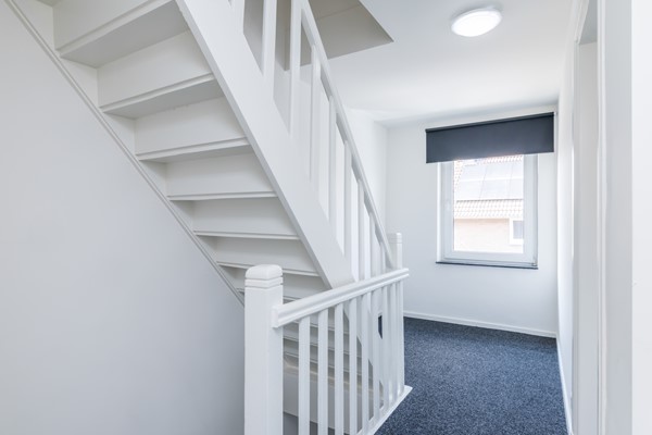 Foto - Te koop: Verrassend ruime geheel gemoderniseerde (2025-2026) halfvrijstaande woning uit 1936 nabij centrum Hoensbroek